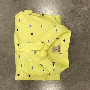 Duluth Trading Llama and Mountain Yellow long sleeve Button Down